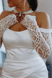 Pearl-Embellished Fingerless Bridal Gloves – Luxury Lace Wedding Sleeves
