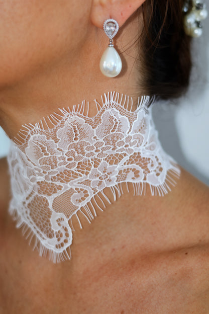 Chantilly Lace Bridal Choker