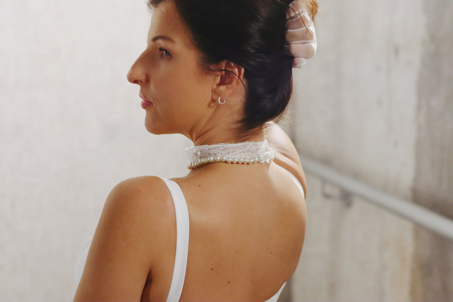 Pearl & Lace Bridal Choker