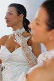 Chantilly Lace Bridal Gloves
