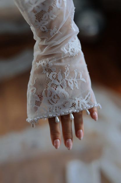 Luxury Detachable Lace Wedding Sleeves with Pearl Trim