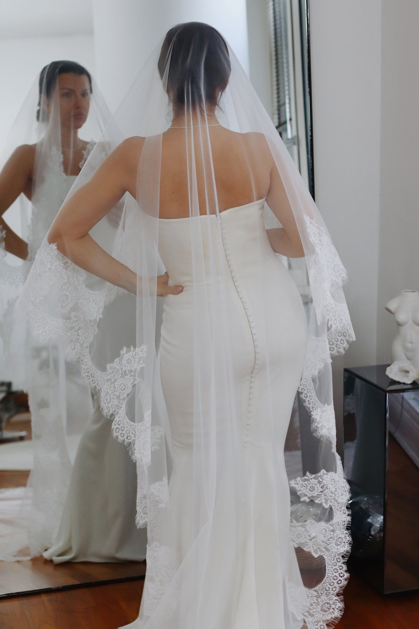 Chantilly Lace Drop Wedding Veil