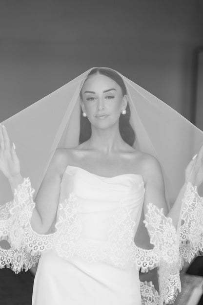 Chantilly Lace Drop Wedding Veil