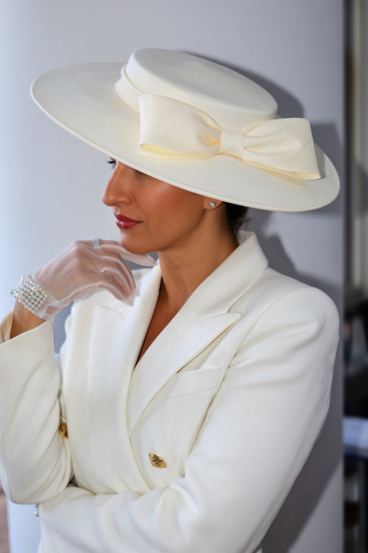Elegant Wide Brim Bridal Hat with Bow