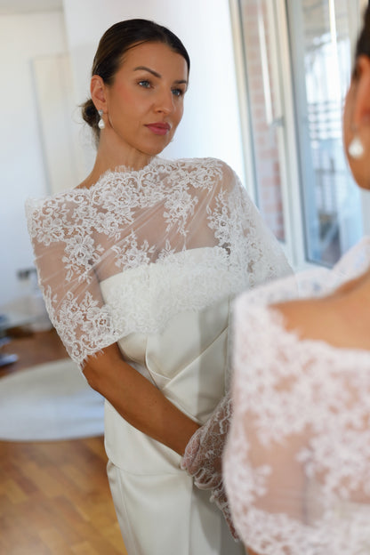 Chantilly Lace Bridal Cape