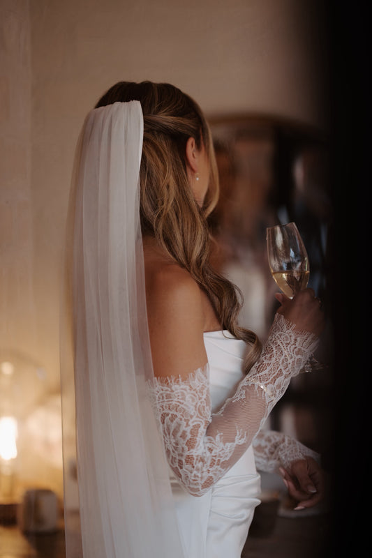 Chantilly Lace Scallop Bridal Sleeves
