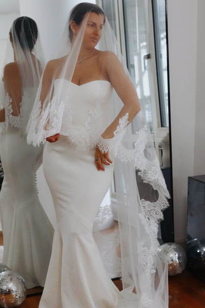 Chantilly Lace Drop Wedding Veil