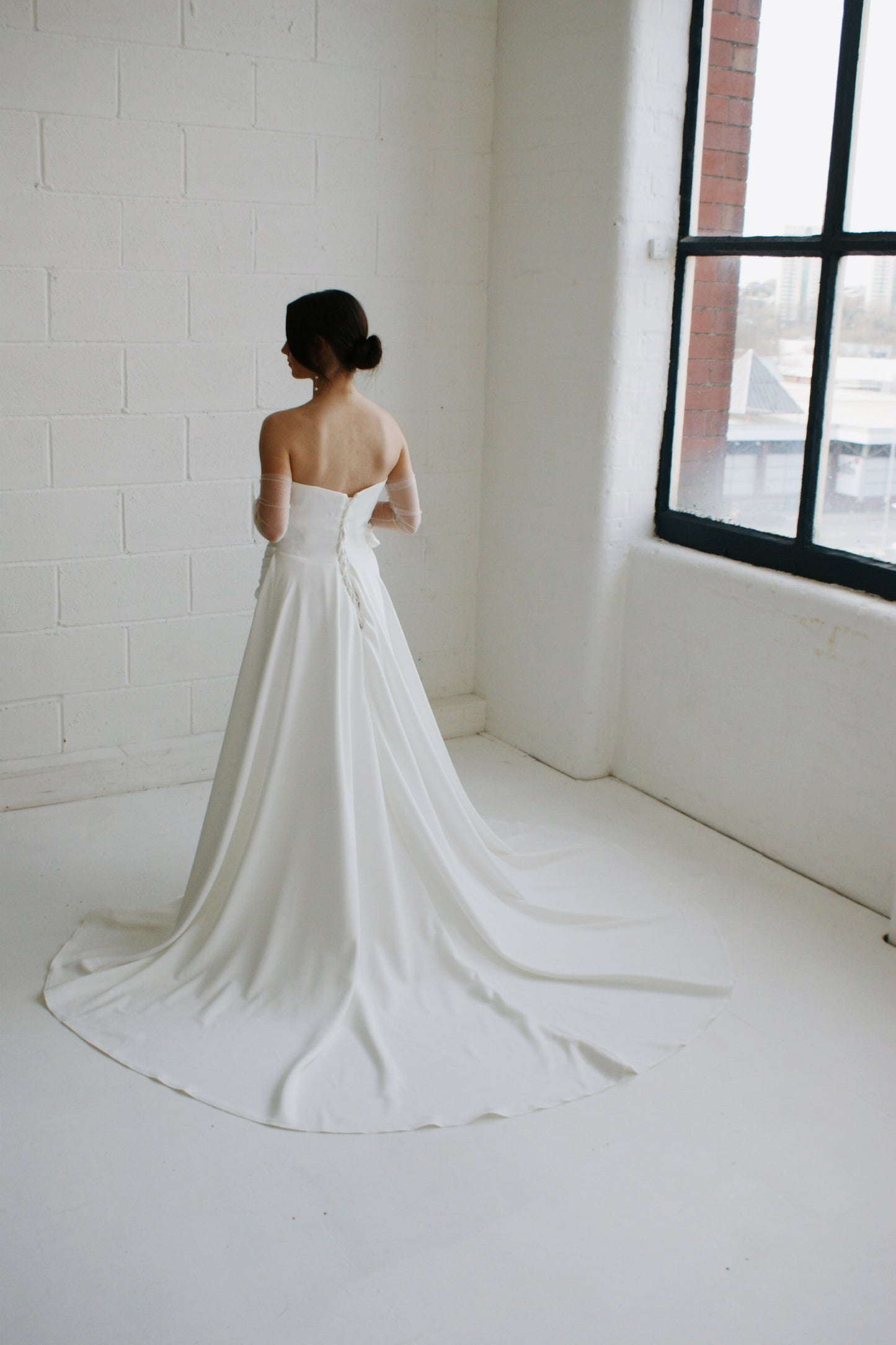 Rose Crepe Bridal Gown with Detachable Sleeves - Velo Bianco