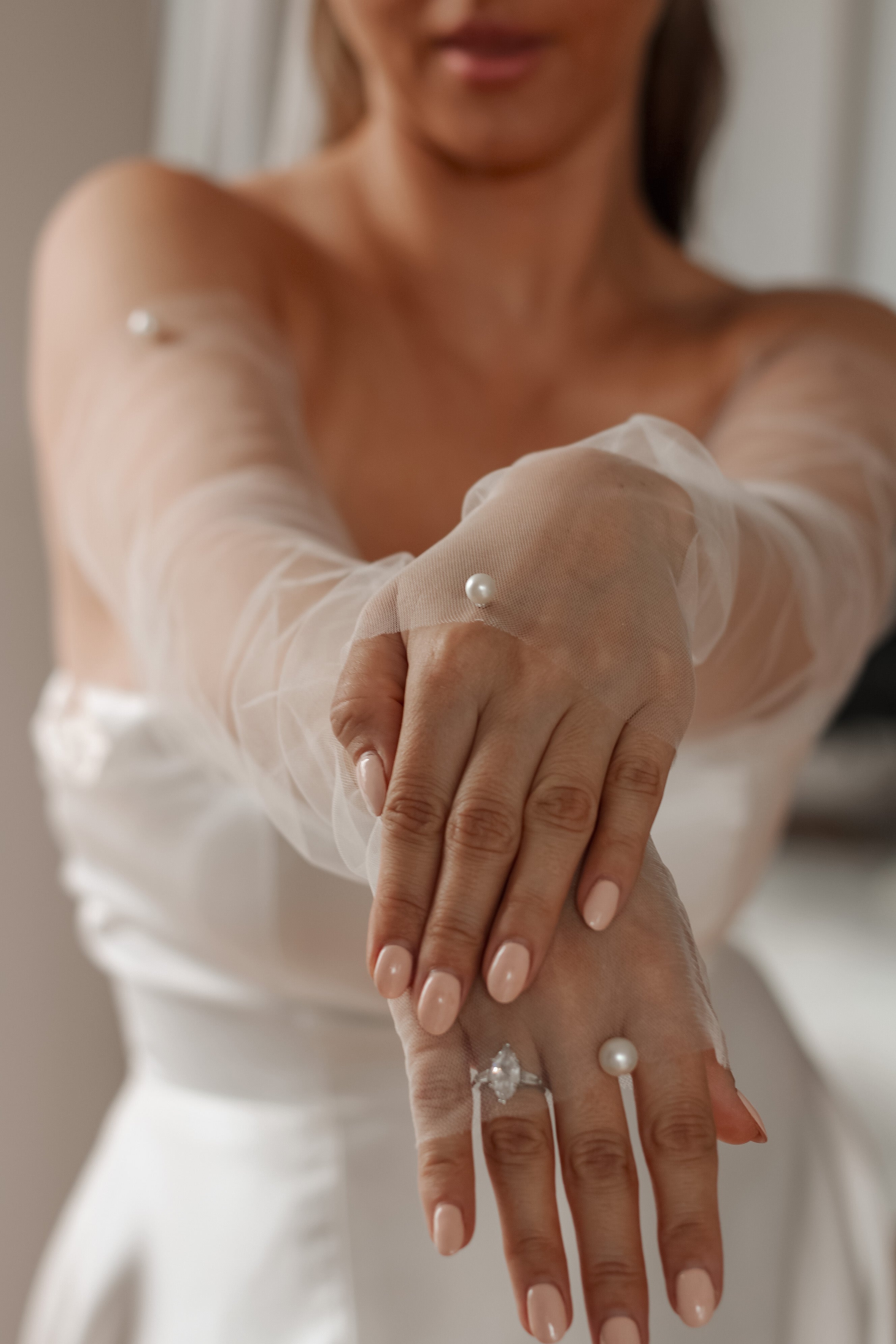 Fingerless Pearl Bridal Gloves