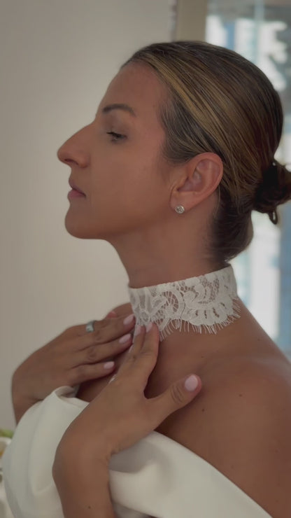 Chantilly Lace Bridal Choker