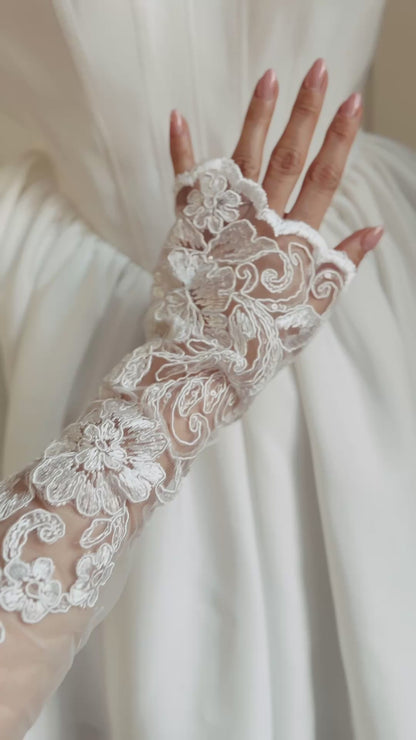 Luxury Lace Appliqué Wedding Sleeves