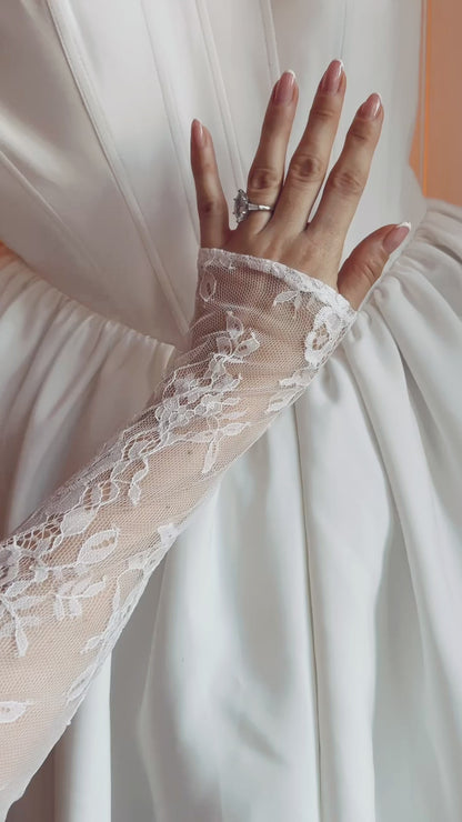 Chantilly Lace Floral Bridal Sleeves