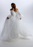 Sample - Kimi Bridal Gown with detachable sleeves